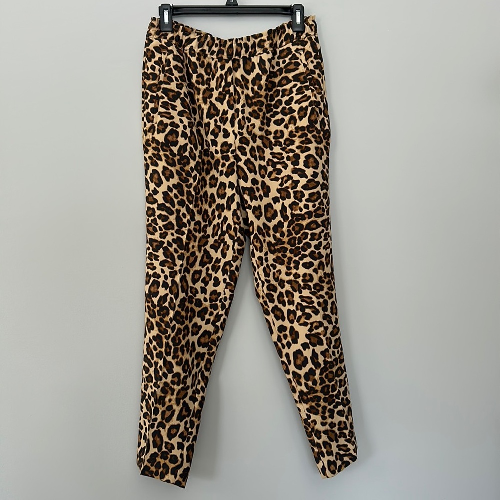 H & M Leopard Dress Pants with Elastic Waistband in Size 6 NWT